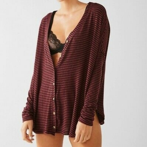 Urban Outfitters Out from Under Jojo oversized thermal top - Picture 1 of 7